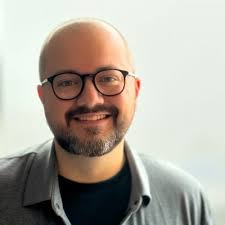 Headshot of Justin Watt